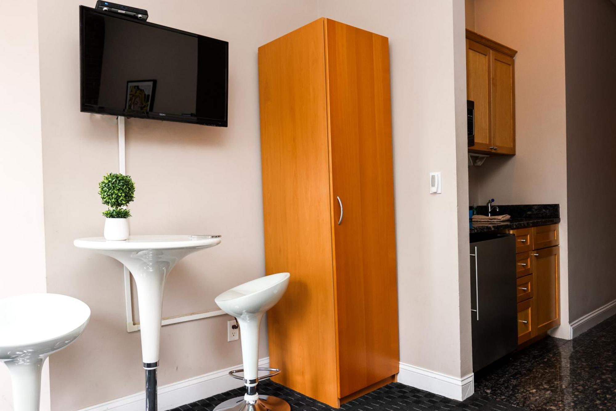Cozy Downtown Studio, #41 Бостон Экстерьер фото